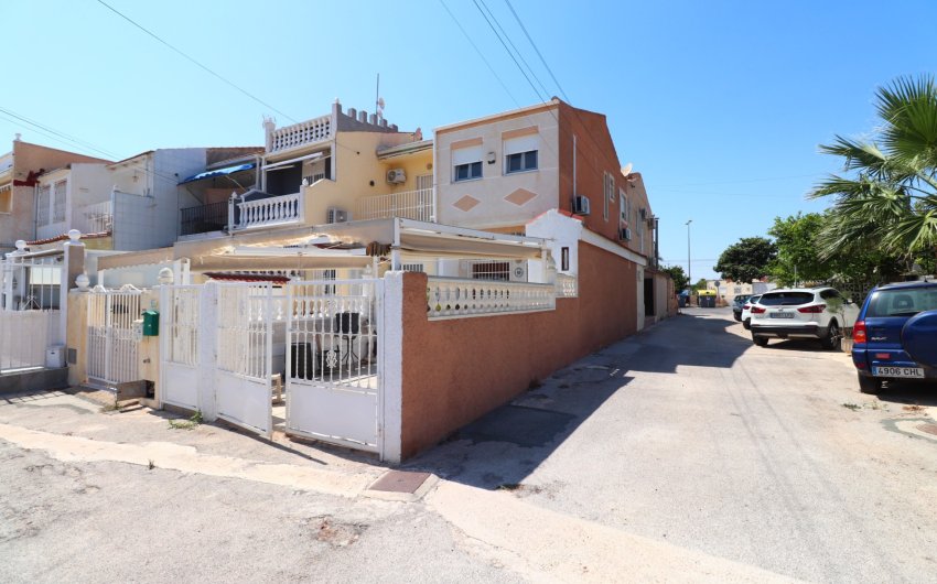 Revente - Maison de ville -
Torrevieja - Torretas