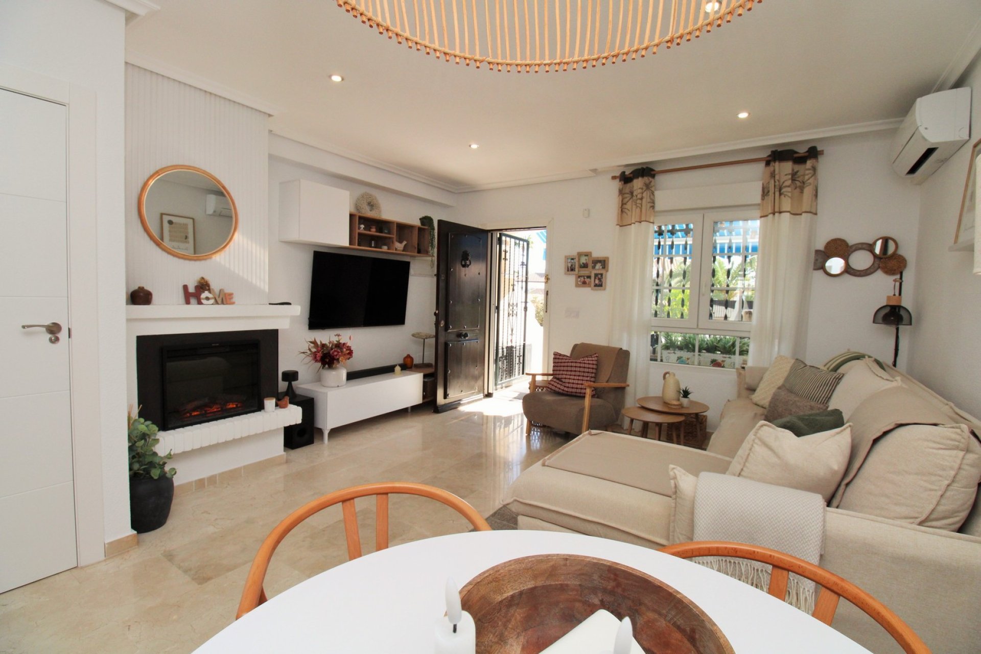 Revente - Maison de ville -
Villamartín - Las Violetas