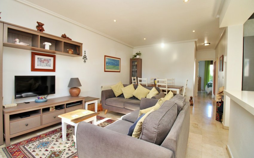 Revente - Maison de ville -
Villamartín - PAU 8