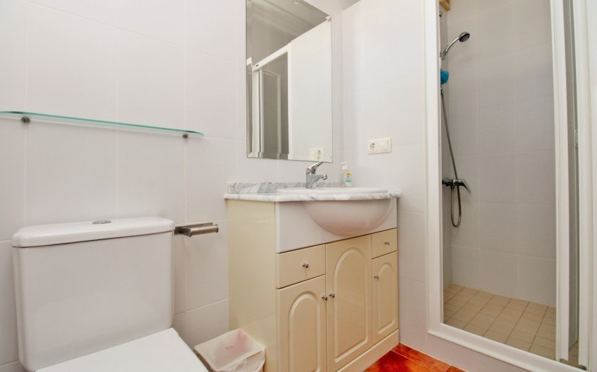 Revente - Maison de ville -
Villamartín - PAU 8