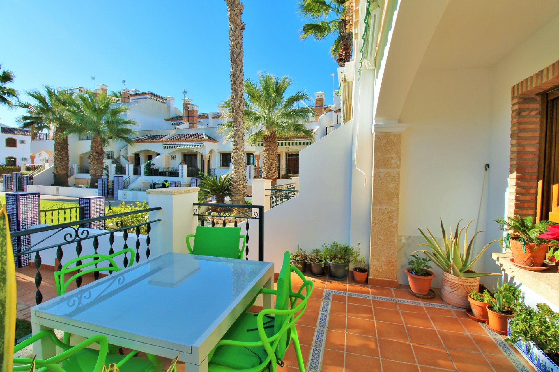 Revente - Maison de ville -
Villamartín - PAU 8