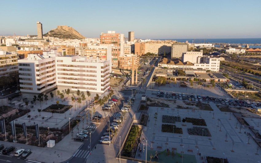 Revente - Piso -
Alicante - Benalua