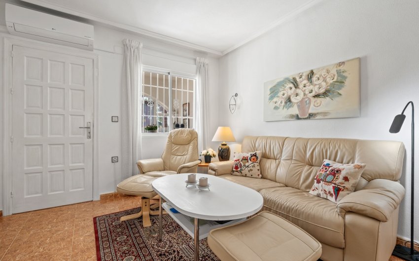 Revente - Quad House -
La Marina - Costa Blanca