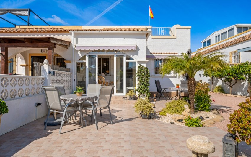 Revente - Quad House -
La Marina - Costa Blanca