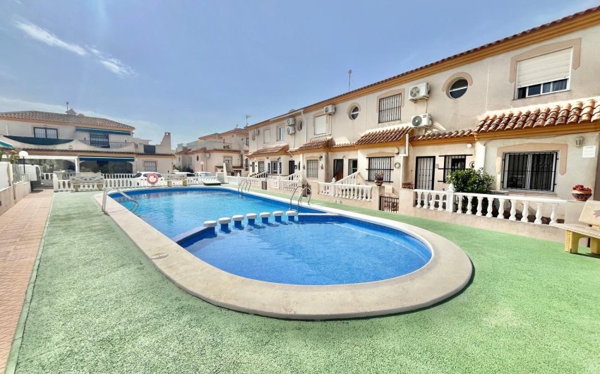 Revente - Quad House -
Orihuela Costa - Playa Flamenca