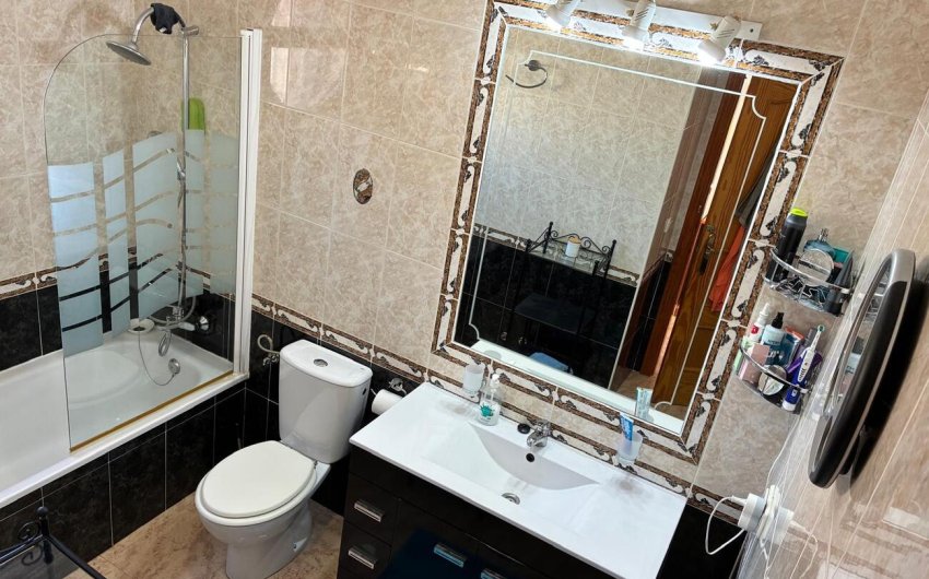 Revente - Quad Villa -
Las Filipinas - Costa Blanca