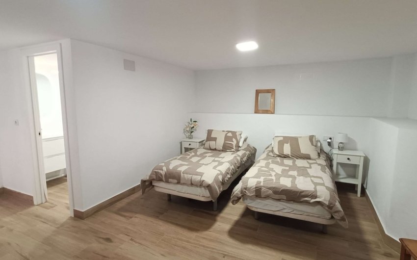 Revente - Semi Detached -
Algorfa - Inland