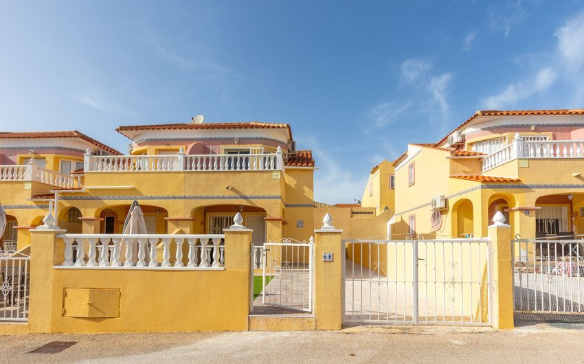 Revente - Semi Detached -
Orihuela Costa - Villamartín