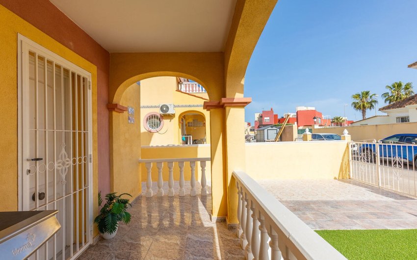 Revente - Semi Detached -
Orihuela Costa - Villamartín