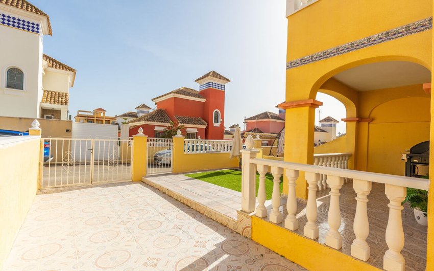 Revente - Semi Detached -
Orihuela Costa - Villamartín