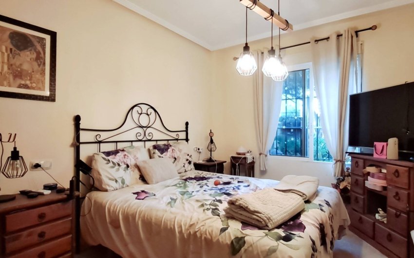 Revente - Semi Detached -
Torrevieja - Parque Acuático - Sector 25