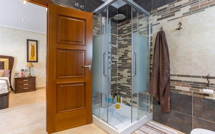 Revente - Semi Detached Villa -
Los Montesinos - La Herrada