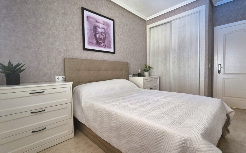Revente - Semi Detached -
Villamartin - Costa Blanca