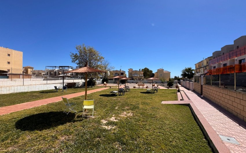 Revente - Town House -
Campoamor - Costa Blanca