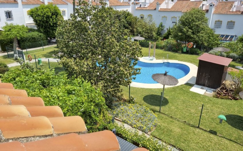 Revente - Town House -
Casares Playa - Costa del Sol