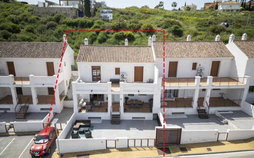 Revente - Town House -
Casares Playa - Costa del Sol