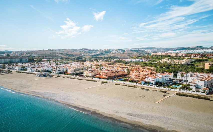 Revente - Town House -
Casares Playa - Costa del Sol