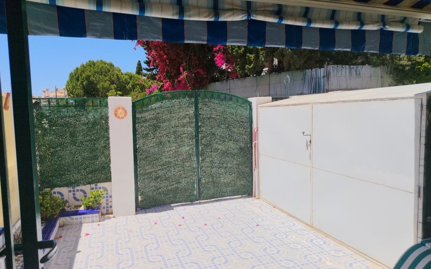 Revente - Town House -
La Zenia - Costa Blanca