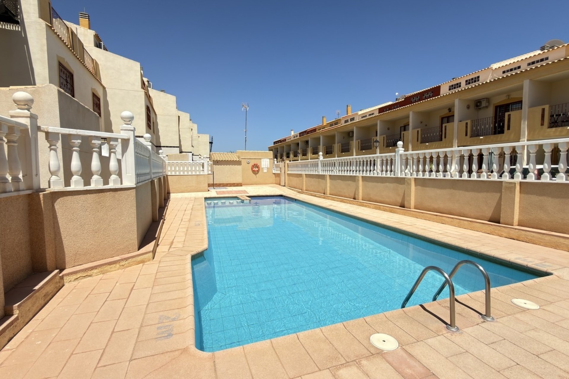 Revente - Town House -
La Zenia - Costa Blanca