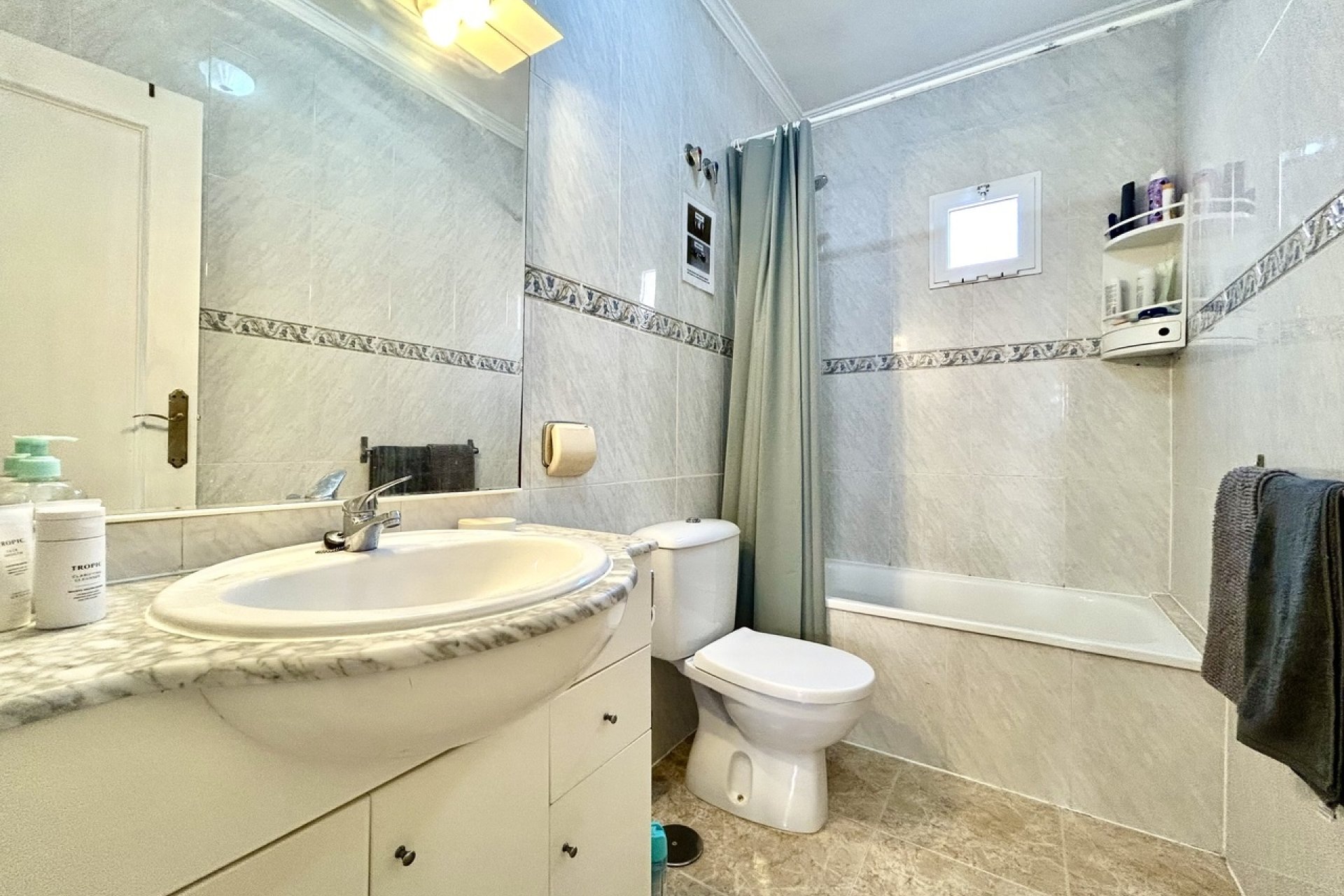 Revente - Town House -
La Zenia - Costa Blanca