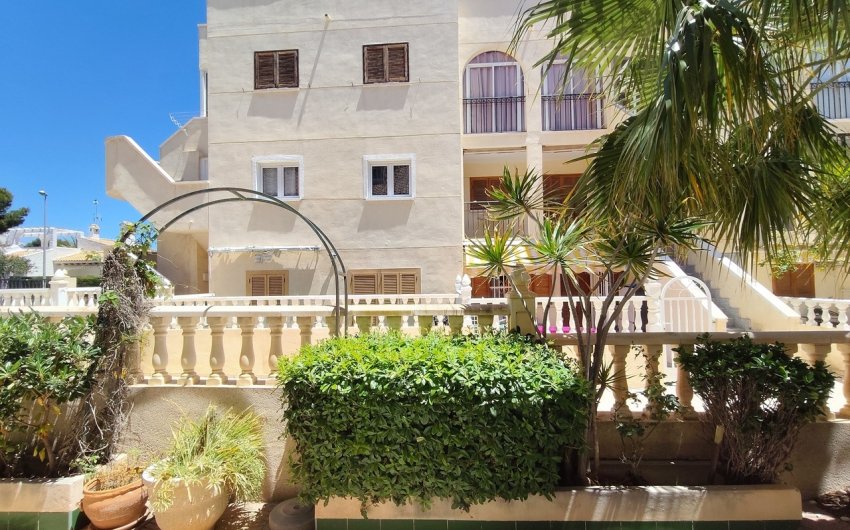 Revente - Town House -
La Zenia - Costa Blanca