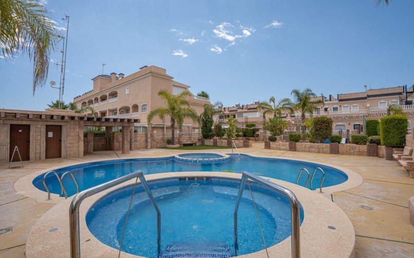 Revente - Town House -
Orihuela Costa - Los Dolses
