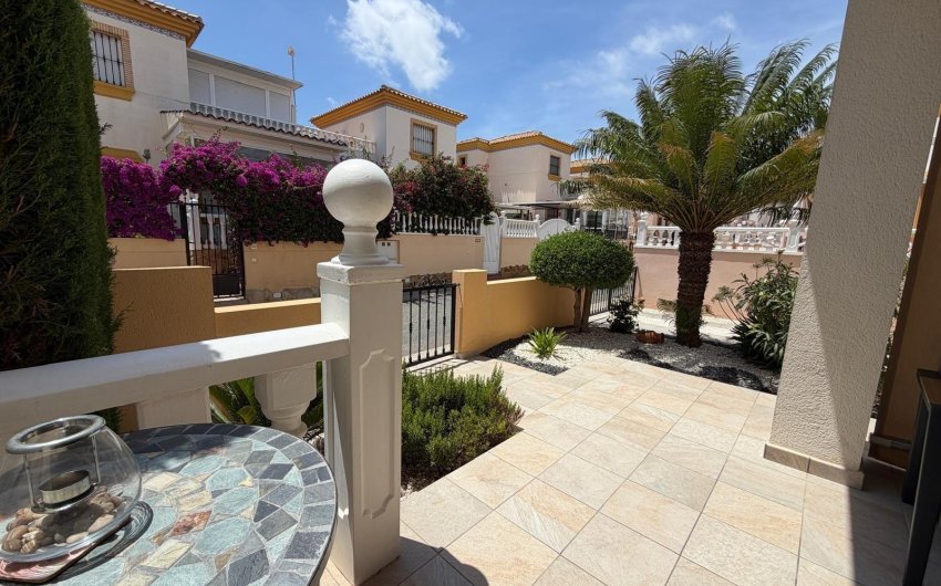 Revente - Town House -
Orihuela Costa - Los Dolses