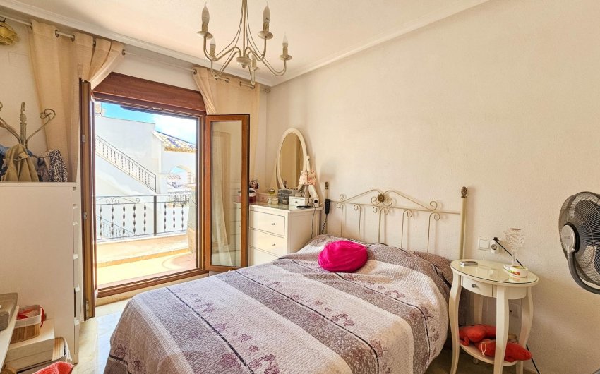 Revente - Town House -
Orihuela Costa - PAU 8