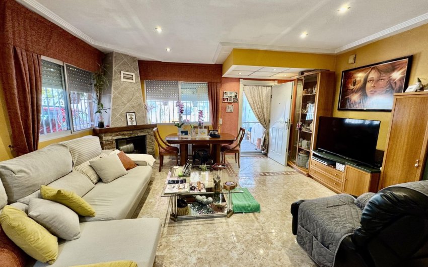 Revente - Town House -
Orihuela - Urbanización Perla Del Mar
