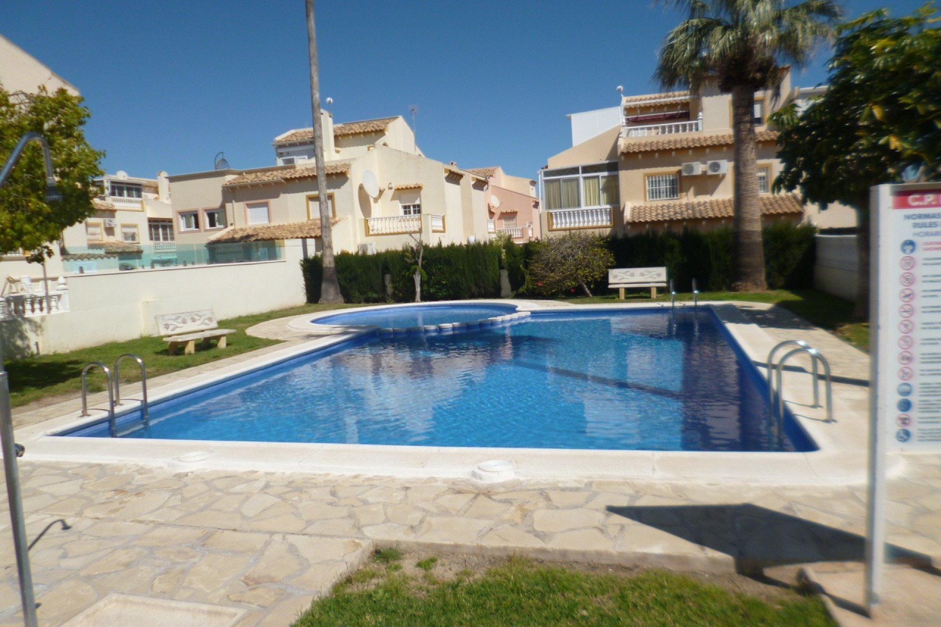 Revente - Town House -
Playa Flamenca - Costa Blanca