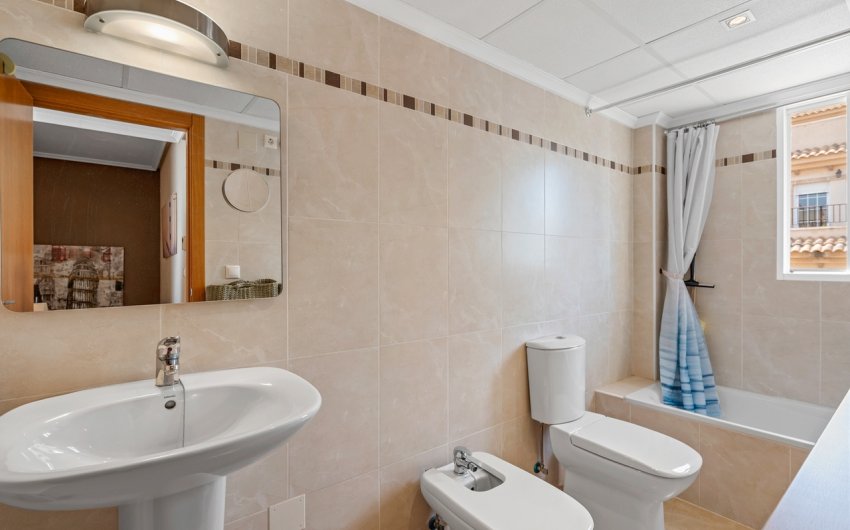 Revente - Town House -
San Miguel de Salinas - Inland