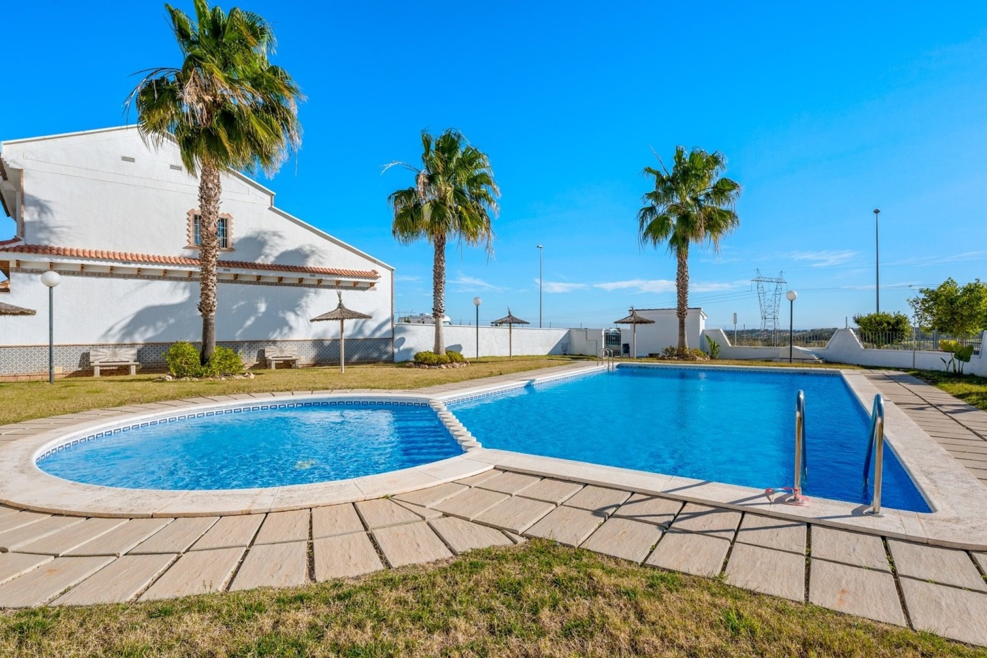 Revente - Town House -
San Miguel de Salinas - Inland