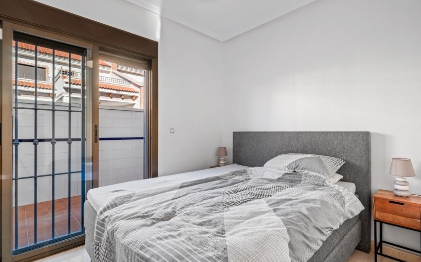 Revente - Town House -
San Miguel de Salinas - Inland