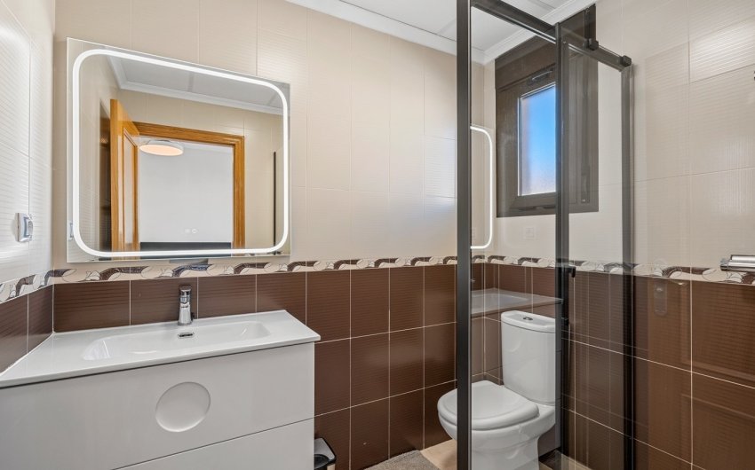 Revente - Town House -
San Miguel de Salinas - Inland