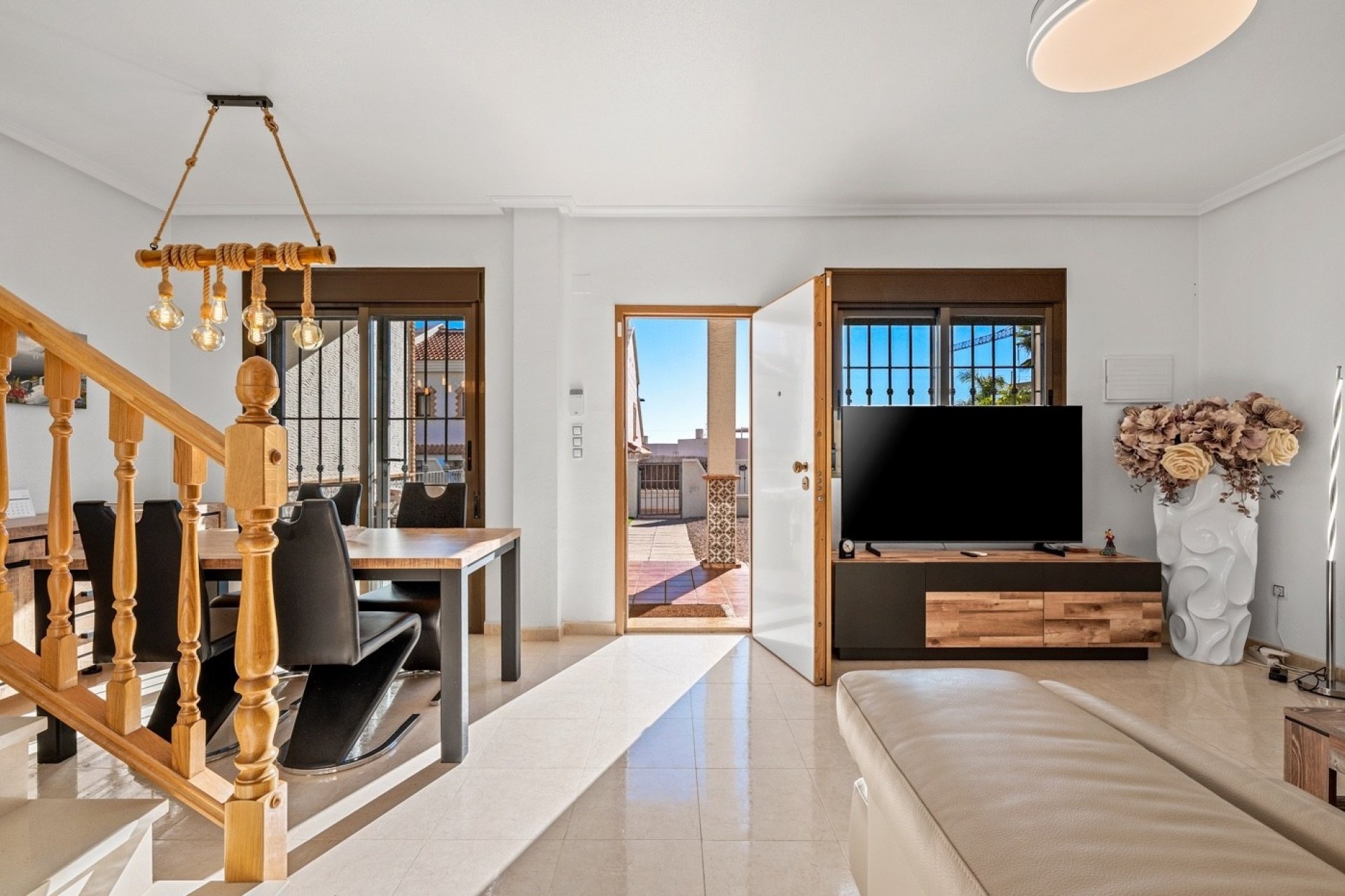 Revente - Town House -
San Miguel de Salinas - Inland