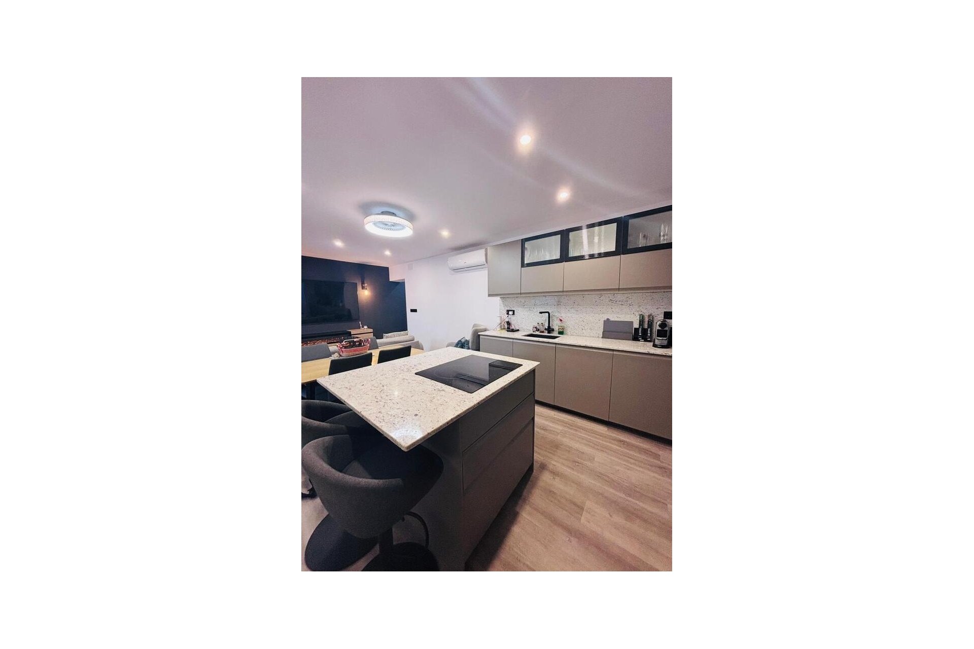 Revente - Town House -
San Miguel de Salinas - Inland