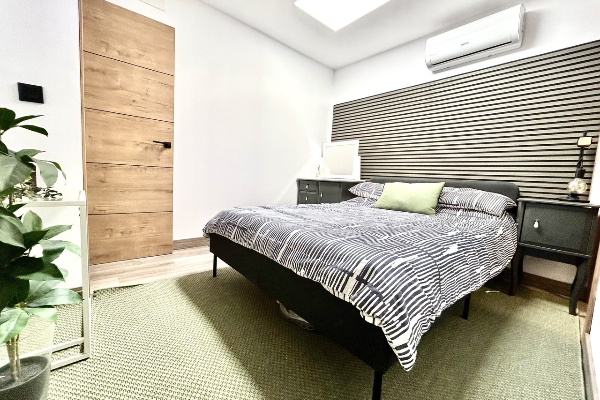 Revente - Town House -
San Miguel de Salinas - Inland