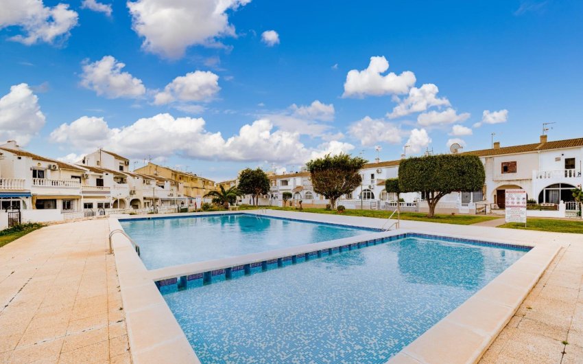 Revente - Town House -
Torrevieja - Calas Blanca