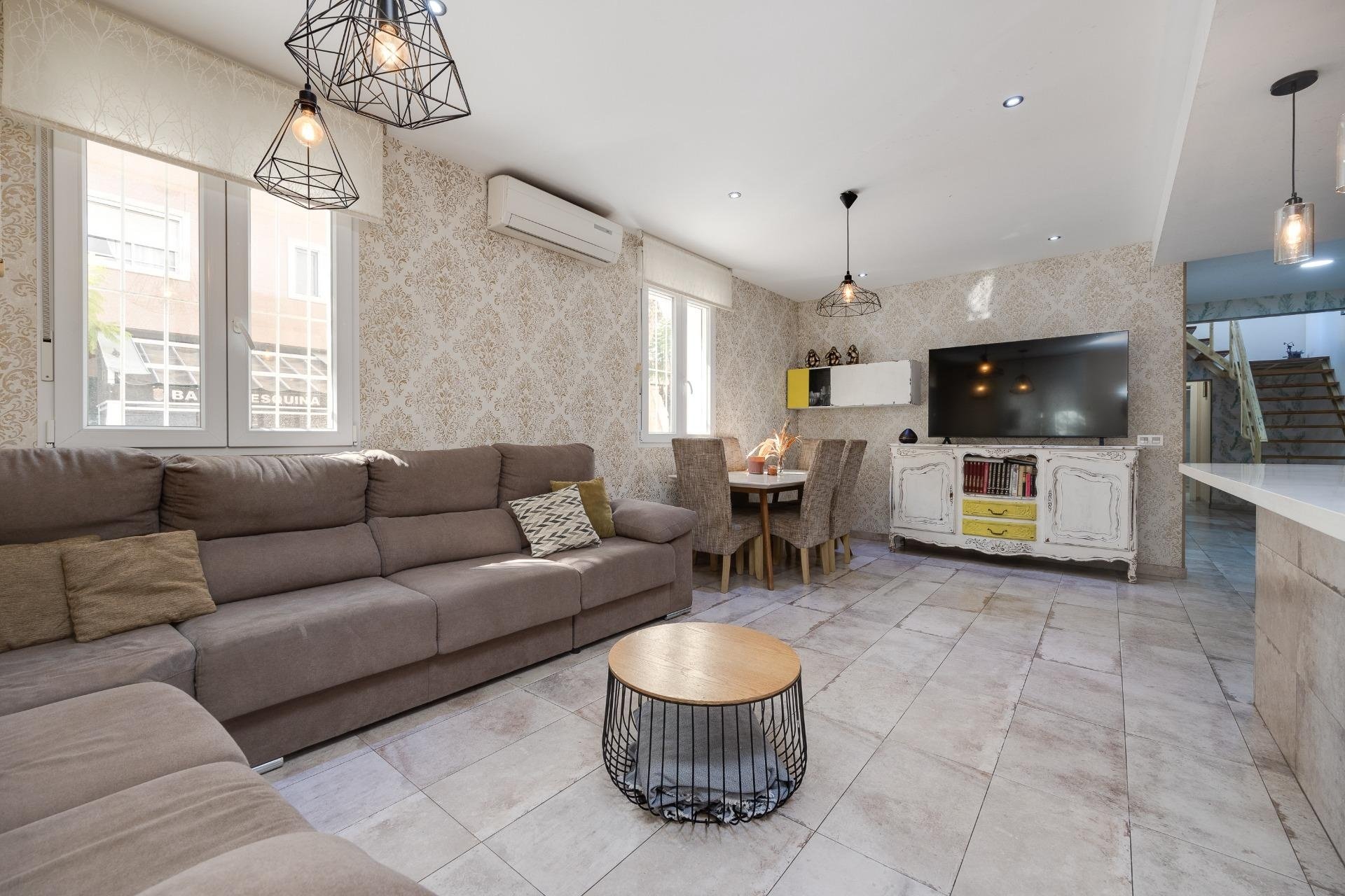 Revente - Town House -
Torrevieja - Centro