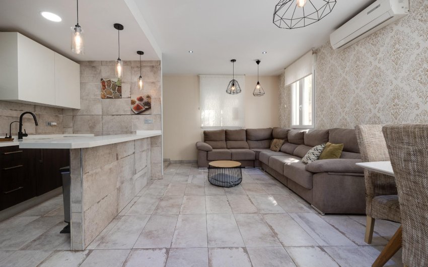 Revente - Town House -
Torrevieja - Centro