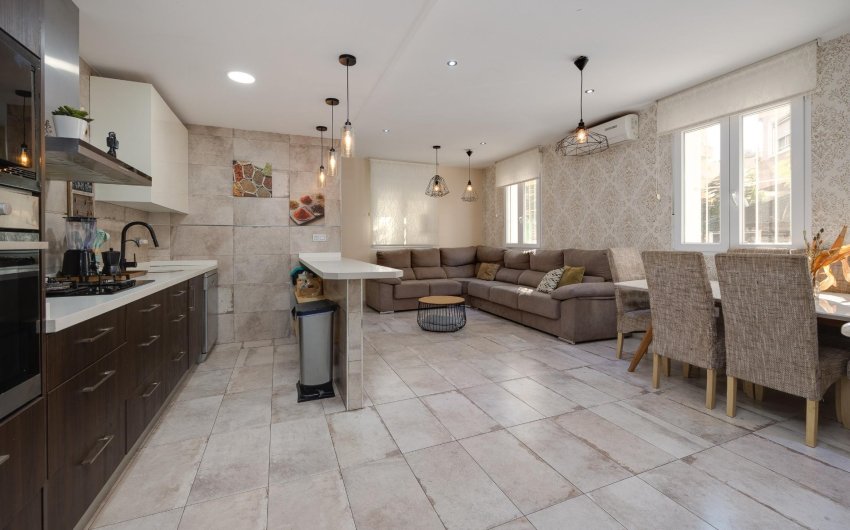 Revente - Town House -
Torrevieja - Centro