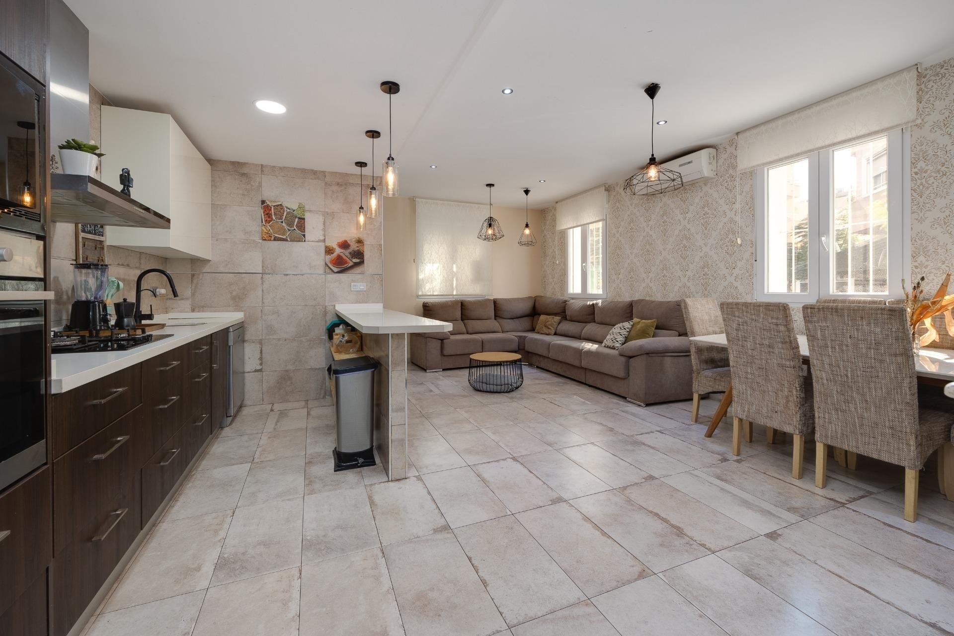 Revente - Town House -
Torrevieja - Centro