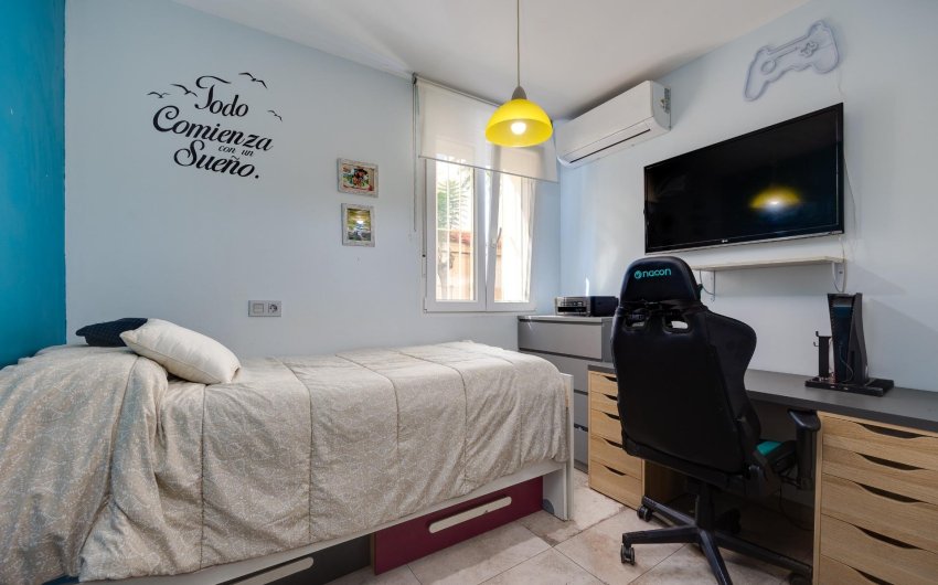 Revente - Town House -
Torrevieja - Centro