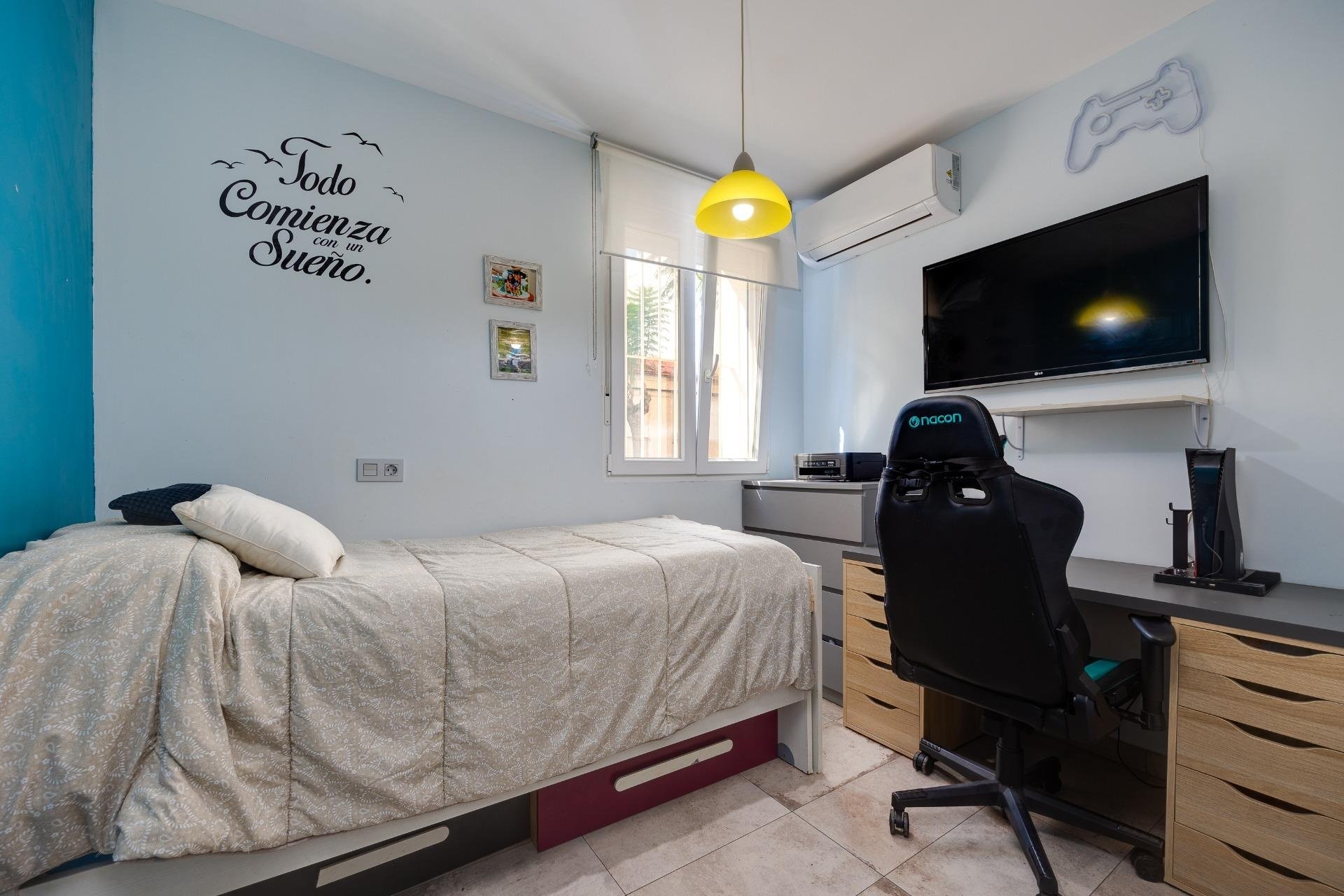 Revente - Town House -
Torrevieja - Centro
