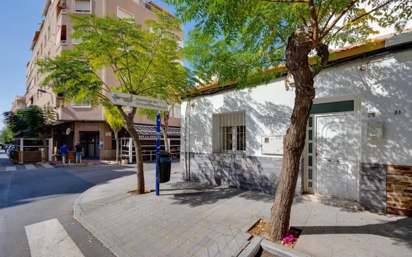 Revente - Town House -
Torrevieja - Centro
