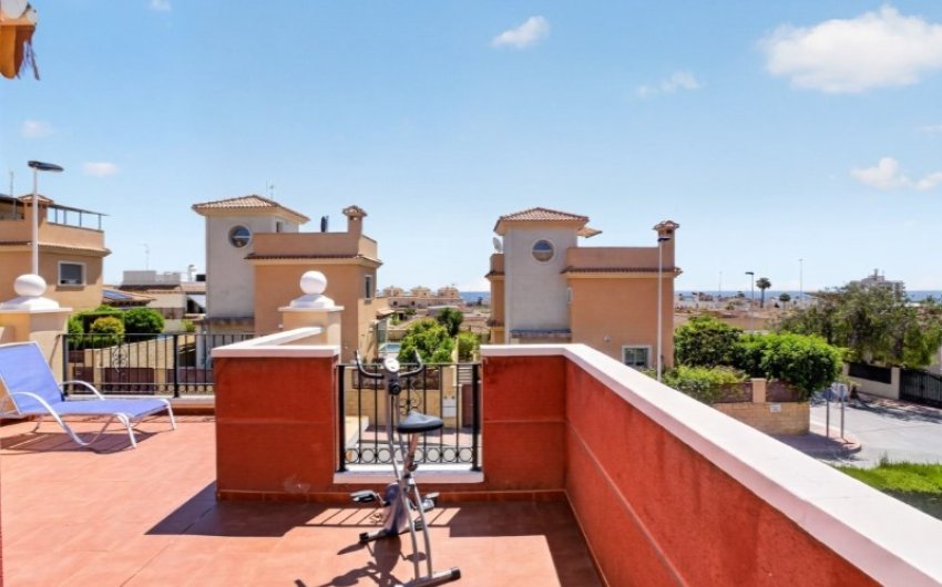 Revente - Town House -
Torrevieja - Costa Blanca