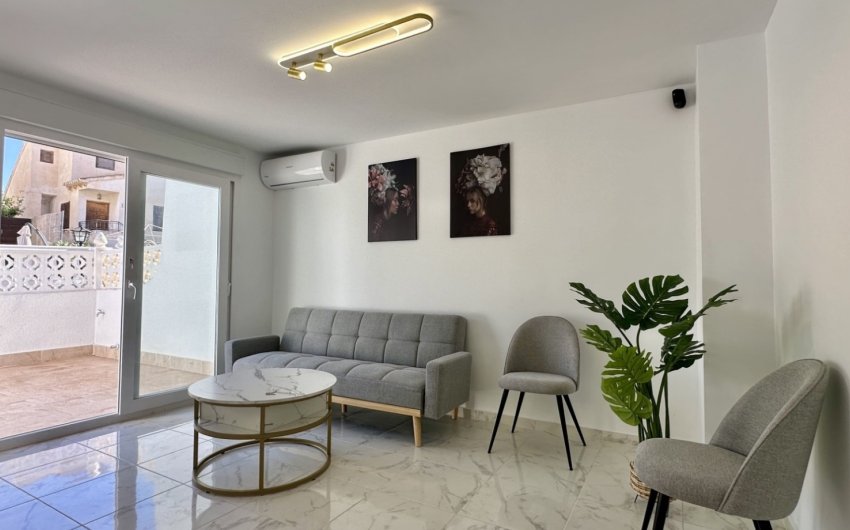 Revente - Town House -
Torrevieja - Costa Blanca