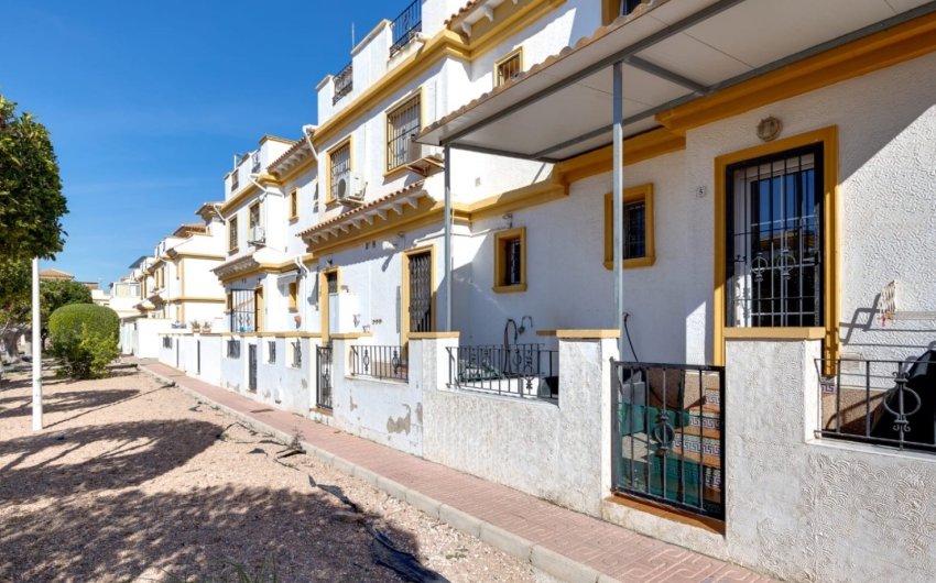 Revente - Town House -
Torrevieja - Costa Blanca