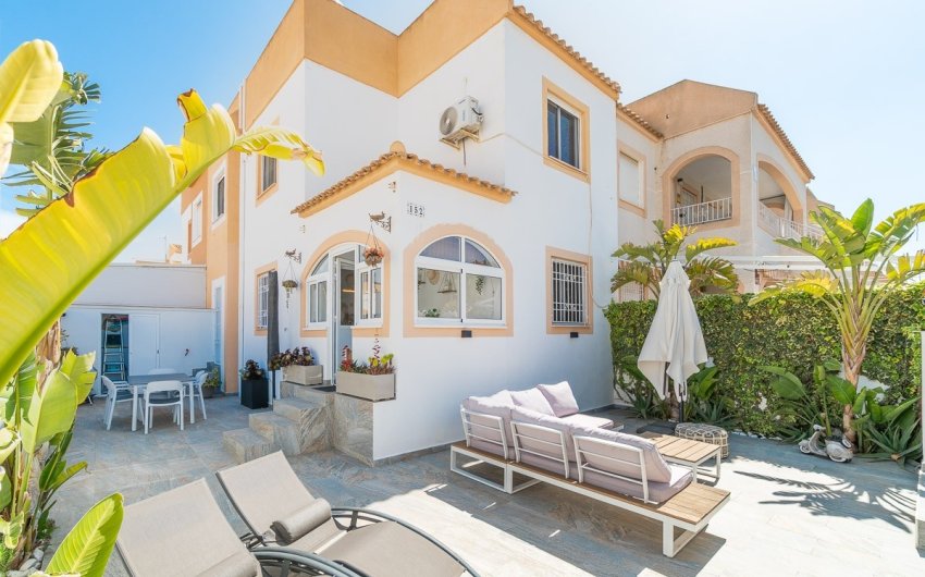 Revente - Town House -
Torrevieja - Costa Blanca