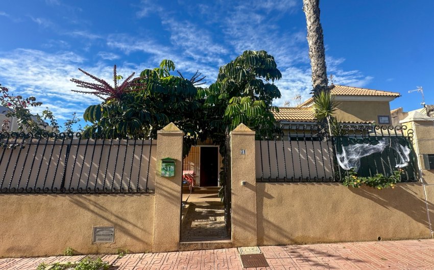 Revente - Town House -
Torrevieja - Costa Blanca